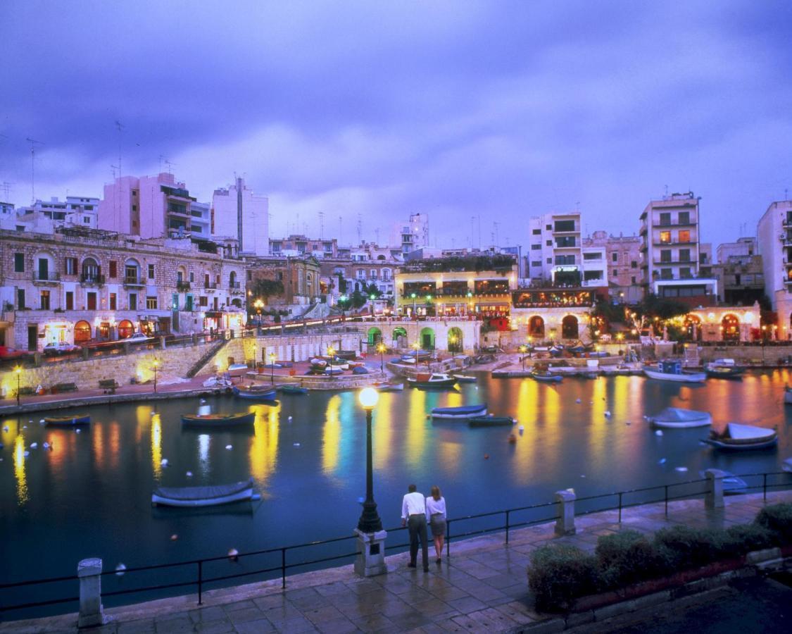 Seafront Luxury Incl Pool Sliema