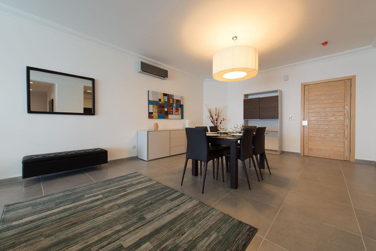 Apartment Seafront Luxury Incl Pool Sliema